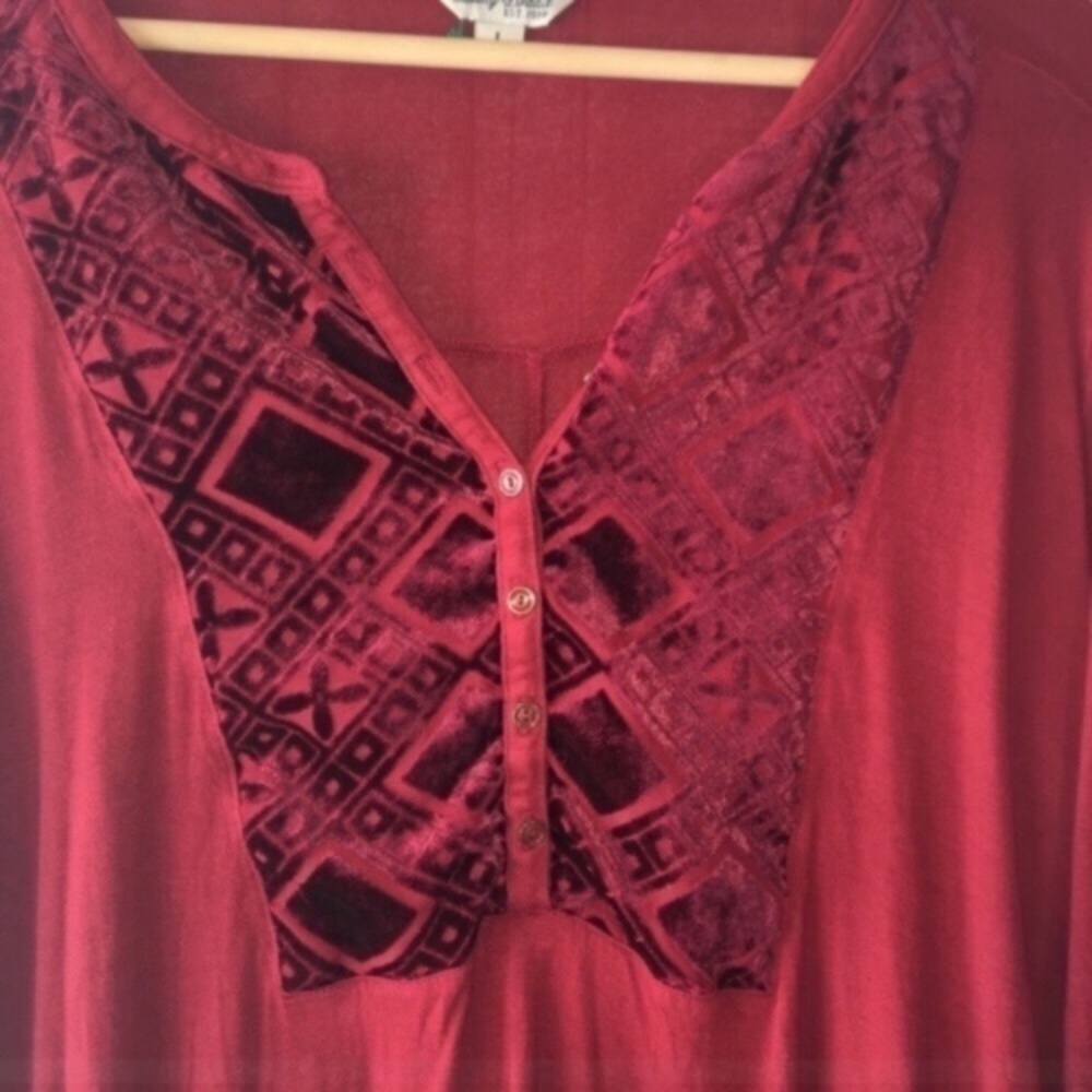 Lucky Brand Embroidered Boho Peasant Top Burgundy Rayon Blouse Large - Picture 3 of 5